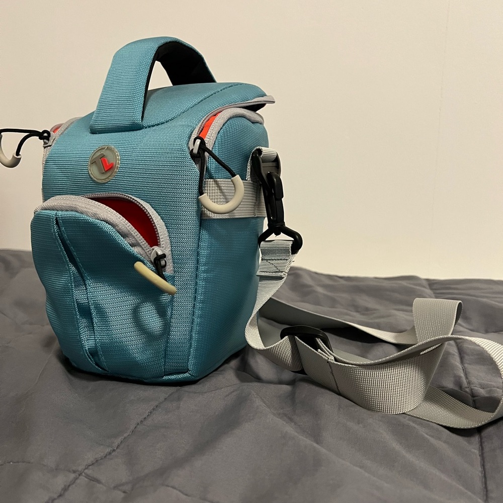cutie camera bag!!